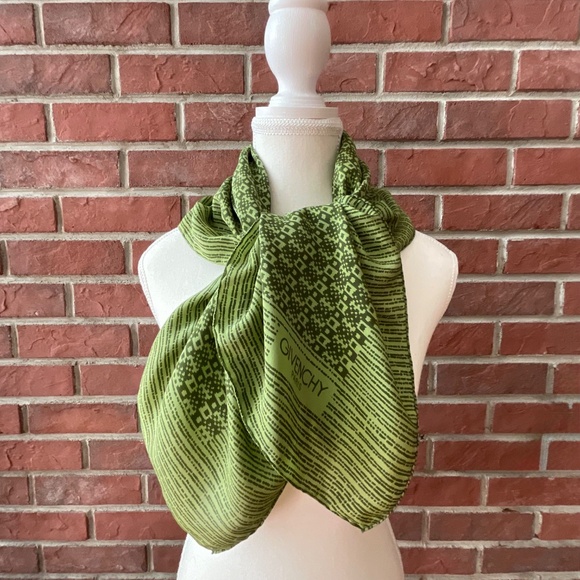 Givenchy Paris Green Geometric Print Silk Hand-Rolled Square Signed Scarf30”x30” - Picture 2 of 11